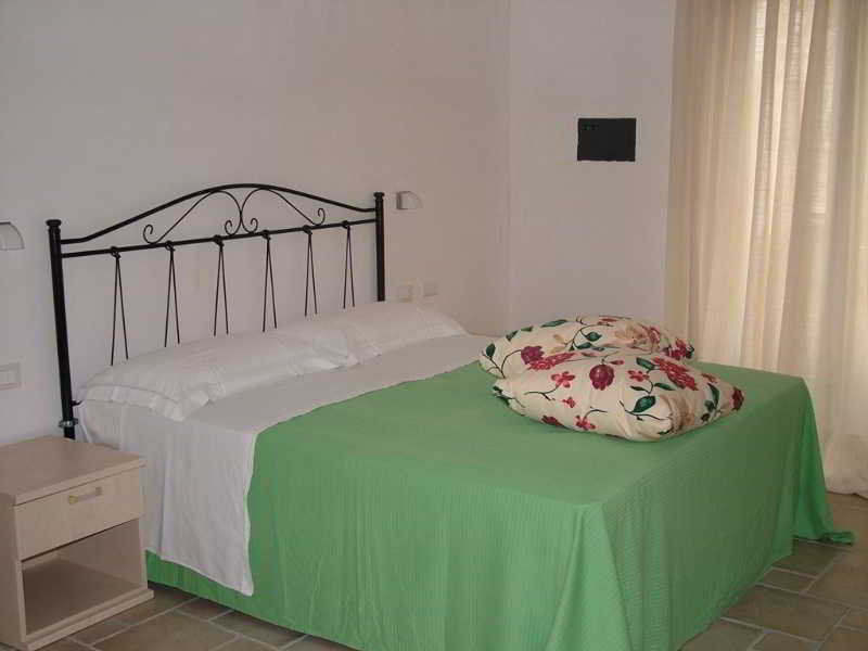 Family Village Otranto Alimini Ngoại thất bức ảnh