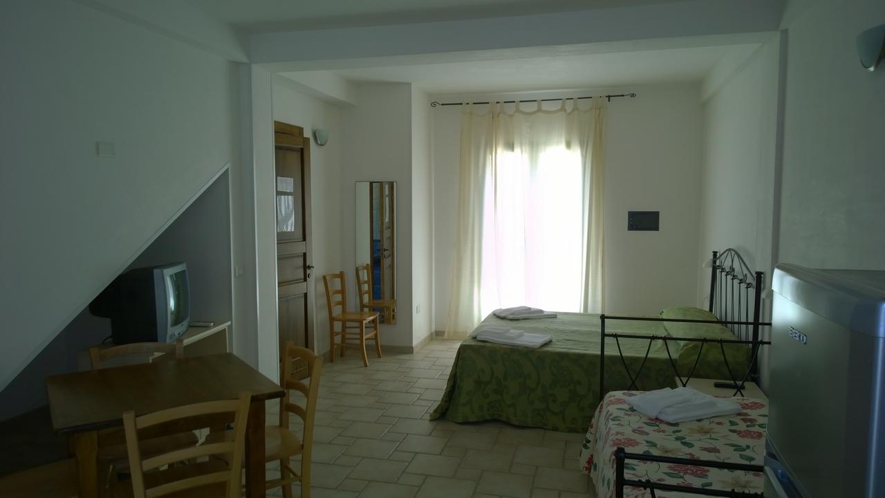 Family Village Otranto Alimini Ngoại thất bức ảnh