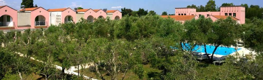Family Village Otranto Alimini Ngoại thất bức ảnh